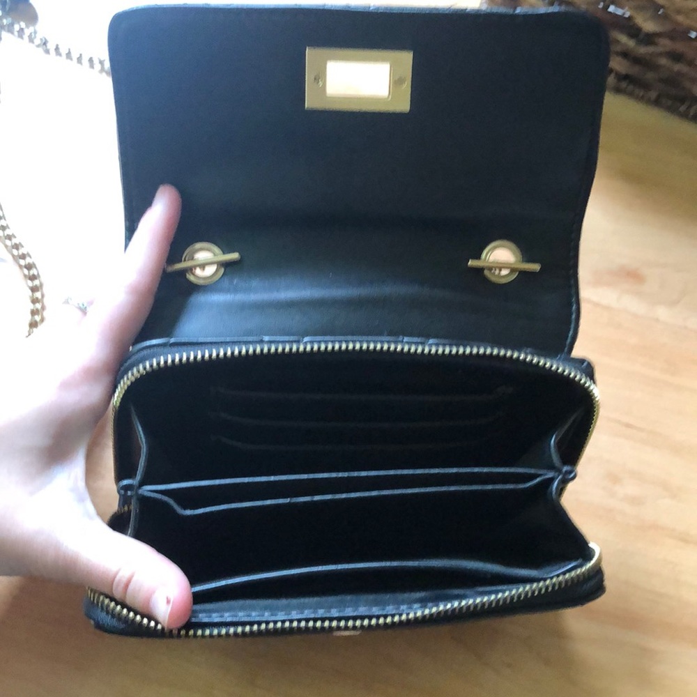 Purse - Picture 4 of 4